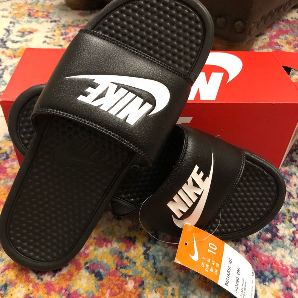 Men’s Nike slides